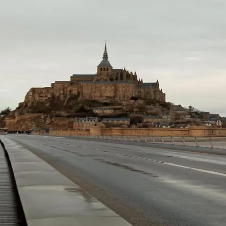 펜션 In A Historic Building Near Montreuil *