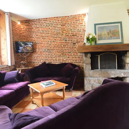 In A Historic Building Near Montreuil * Gouy-Saint-André